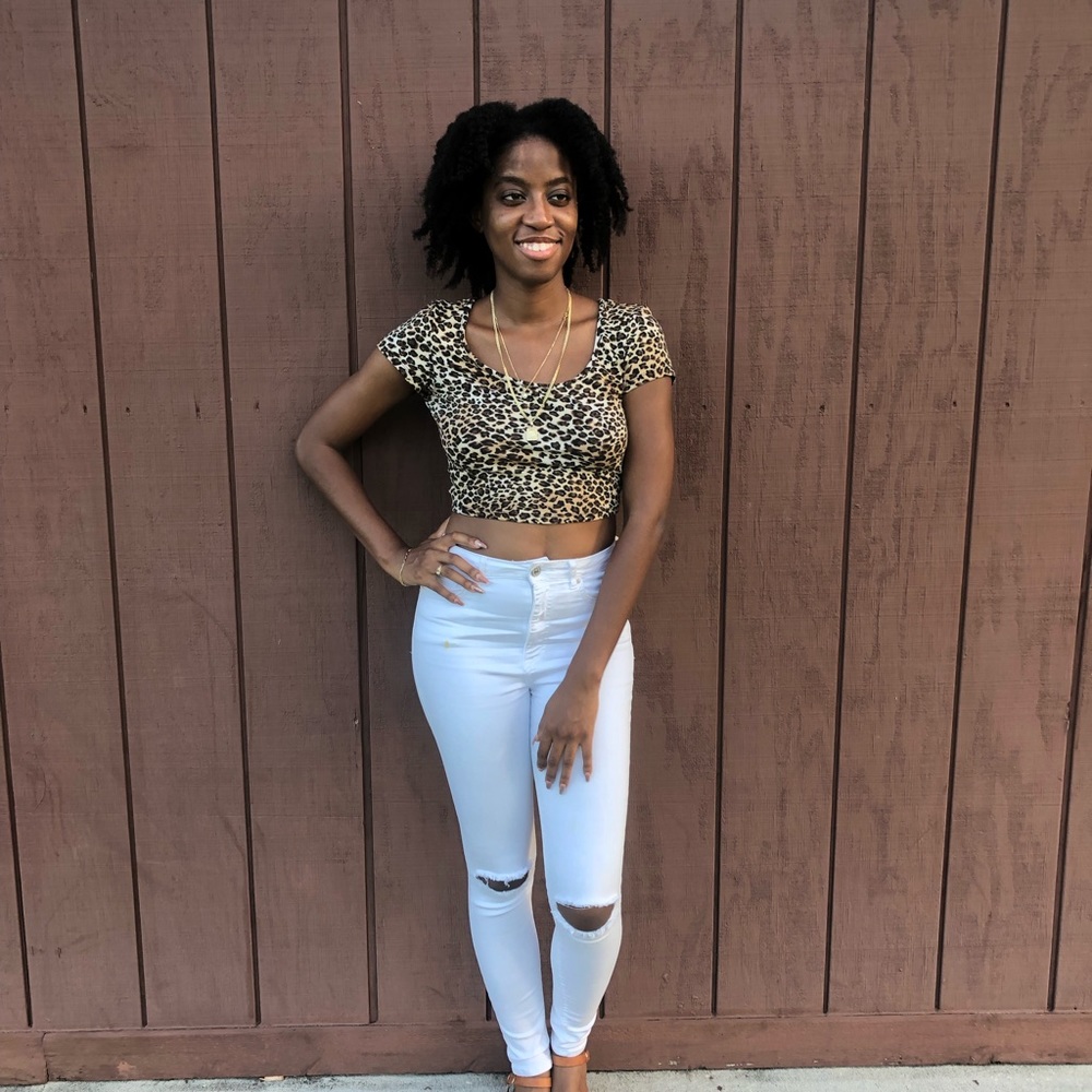 Meet your Posher, Dinahlee